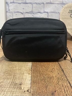 REI Co-op Waist Pack Travel Organizer Black